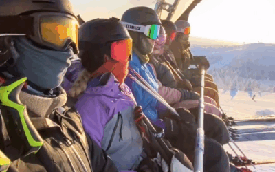 Gymnasiestuderande på intressekurs